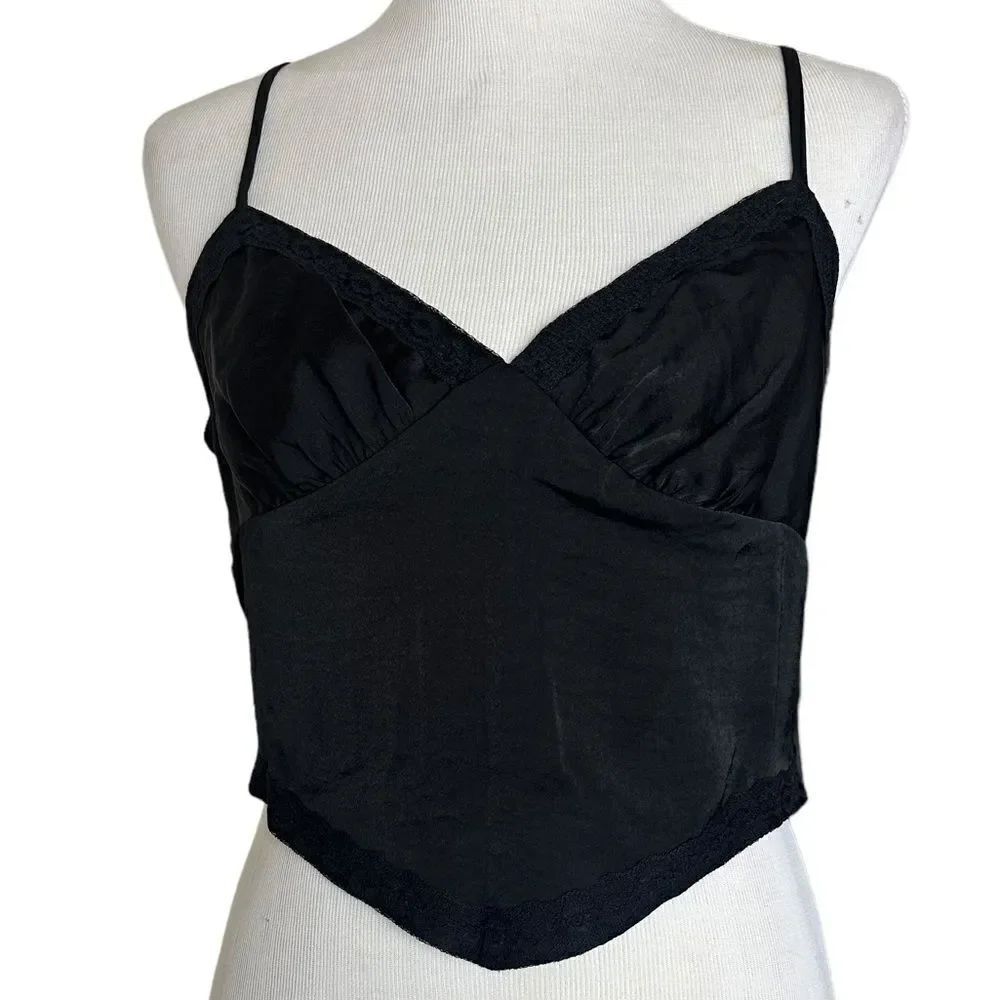 Wild Fable Black Satiny Feeling Boho Bandanna Lace Style Tank Top Crop Shirt